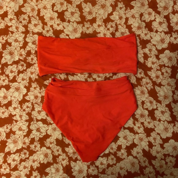 sold - Picture 2 of 3